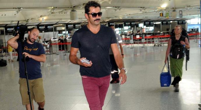 Kenan İmirzalıoğlu sessiz sedasız İspanya'ya gitti Kenan İmirzalıoğlu sessiz sedasız İspanya'ya gitti