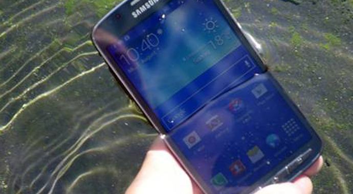 Samsung'tan Xperia serisine rakip, Galaxy S4 Active Samsung'tan Xperia serisine rakip, Galaxy S4 Active