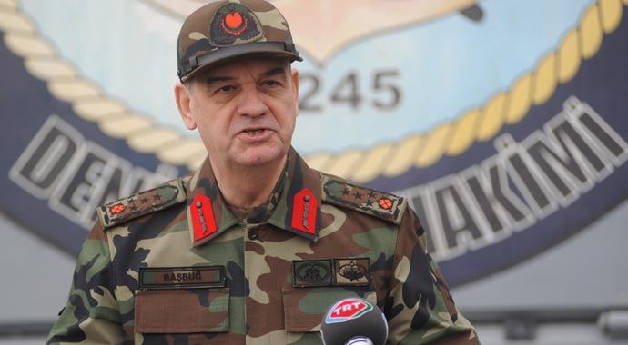 İlker Başbuğ'un rütbeleri sökülecek mi İlker Başbuğ'un rütbeleri sökülecek mi