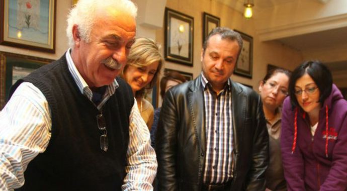 40. Sanat yılı muhteşem bir sergiyle taçlandı 40. Sanat yılı muhteşem bir sergiyle taçlandı