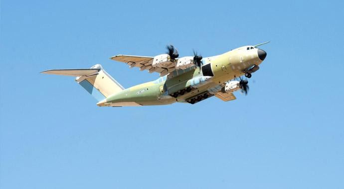 Türkiye'nin ilk A400M uçağı gökyüzünde