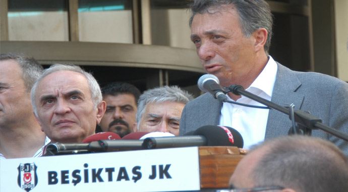 Beşiktaş'ın efsane kaptanı Nazmi Bilge, defnedildi