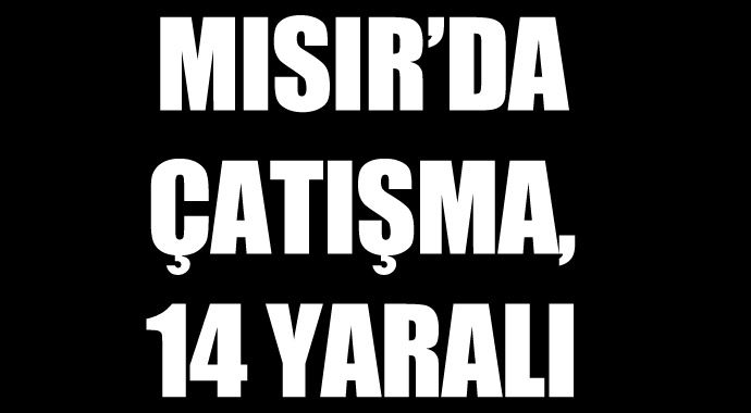 Mısır&#039;da Mursi destekçileriyle karşıtları çatıştı, 14 yaralı