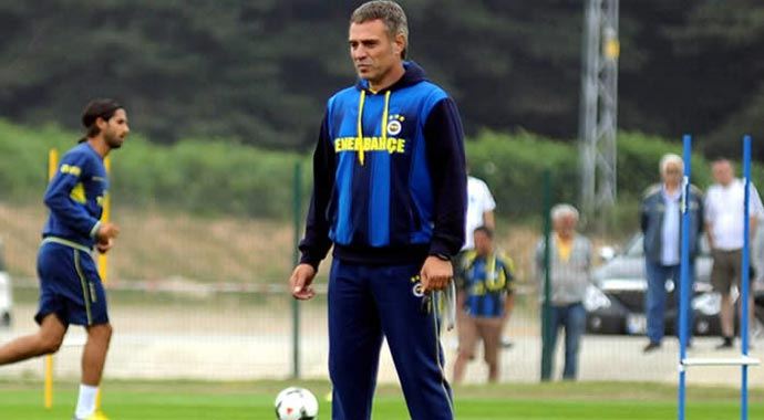Eskişehirspor&#039;dan Ersun Yanal&#039;a, &#039;Futbolculardan elini çek&#039;