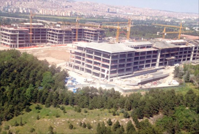 Yeni Başbakanlık binasının altı 'Harekât Merkezi' oluyor Yeni Başbakanlık binasının altı 'Harekât Merkezi' oluyor