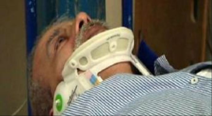 CHP'li Sinan Ayhan'ı elektriğe bağlayıp dövdüler CHP'li Sinan Ayhan'ı elektriğe bağlayıp dövdüler