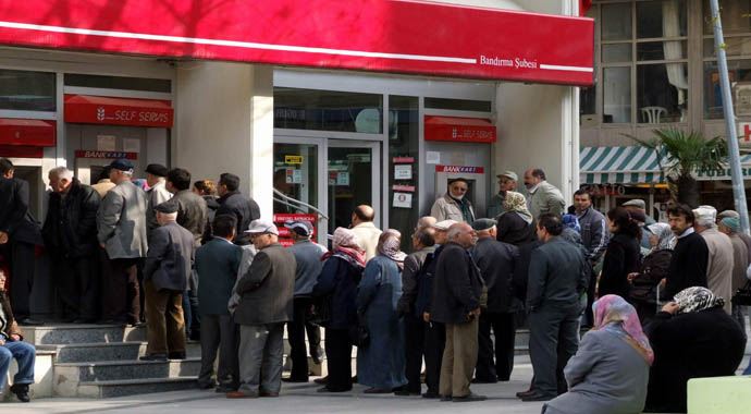 Emekli maaşlarına zam yolda mı Emekli maaşlarına zam yolda mı
