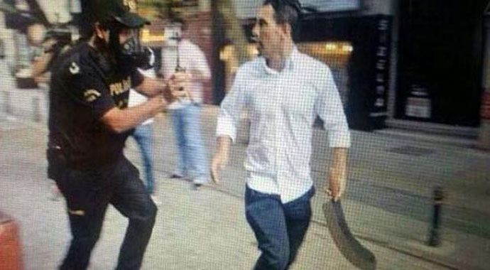 Dün için bilet almıştı, Palalı yine dönmedi Dün için bilet almıştı, Palalı yine dönmedi