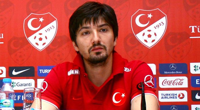 Milli Kaleci Tolga Zengin, kadrodan çıkarıldı Milli Kaleci Tolga Zengin, kadrodan çıkarıldı