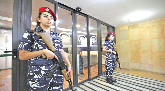 AA'ya polis koruması, Türkler hedef tahtası AA'ya polis koruması, Türkler hedef tahtası