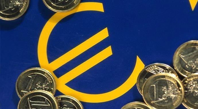Euro Bölgesi beklentilerin üzerinde büyüdü, durgunluktan çıktı