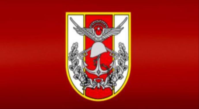 Askere ateş açan kaçakçılar vuruldu