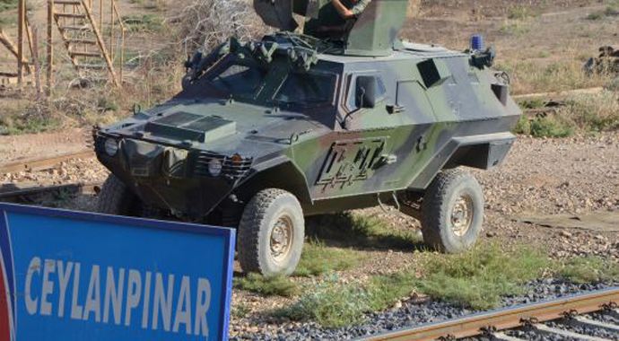 Ceylanpınar, güne top ve silah sesleriyle başladı