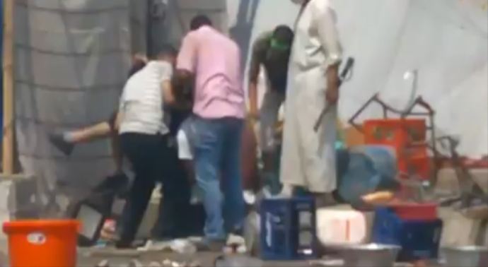 Yaralı taşırken vuruldu Yaralı taşırken vuruldu