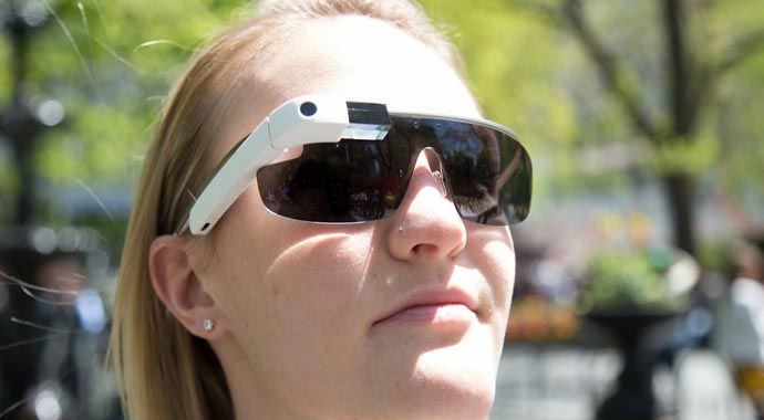 Google Glass için reklam patenti sızdı Google Glass için reklam patenti sızdı