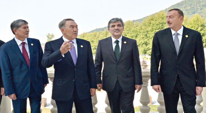 Cumhurbaşkanı Gül'den fişleme iddialarına cevap Cumhurbaşkanı Gül'den fişleme iddialarına cevap