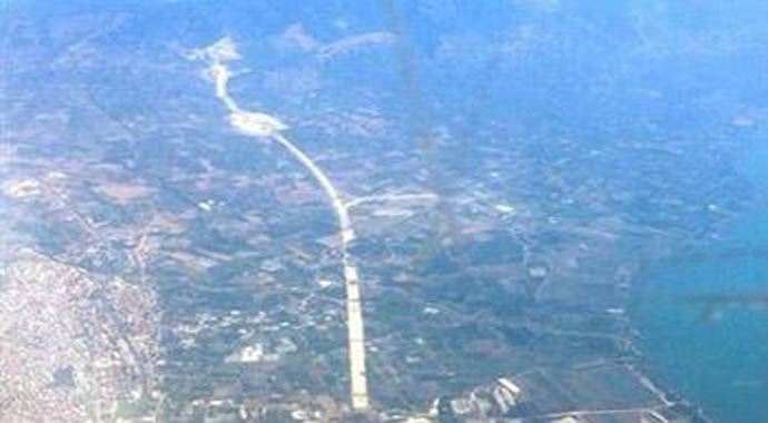 İstanbul-İzmir otoyolu projesi sürüyor İstanbul-İzmir otoyolu projesi sürüyor