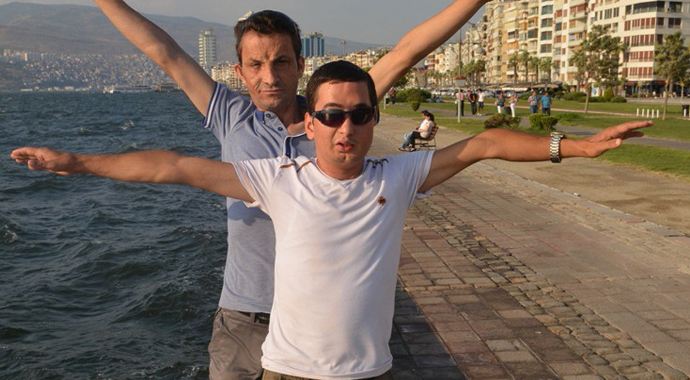 Yüz nakli olan Turan Çolak, artık saklanmıyor Yüz nakli olan Turan Çolak, artık saklanmıyor