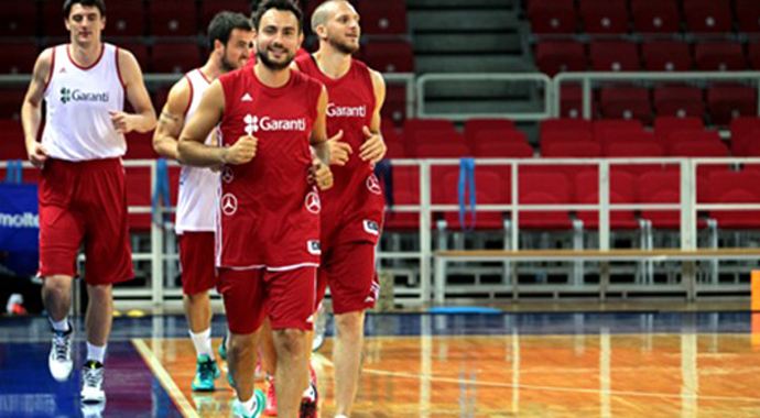 A Milli Takım Basketbol Takımı şut idmanı yaptı A Milli Takım Basketbol Takımı şut idmanı yaptı