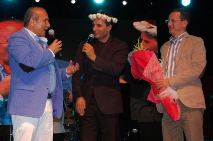 Rafet El Roman sarımsak kralı seçildi