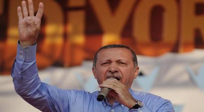 Erdoğan 'Rabia' işareti yaptı, Arap basını yazdı Erdoğan 'Rabia' işareti yaptı, Arap basını yazdı