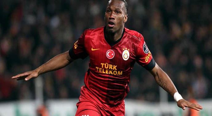Galatasaray'ın yıldızı Drogba'dan büyük jest Galatasaray'ın yıldızı Drogba'dan büyük jest
