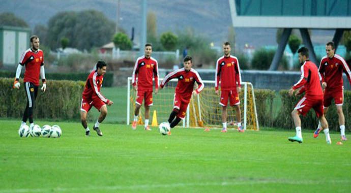 Kayserispor ve Sivasspor'da güçler eşit Kayserispor ve Sivasspor'da güçler eşit