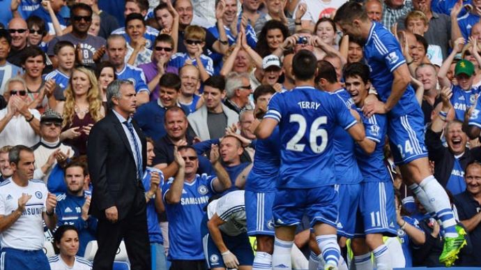 Chelsea'den Mourinho'ya hoş geldin hediyesi