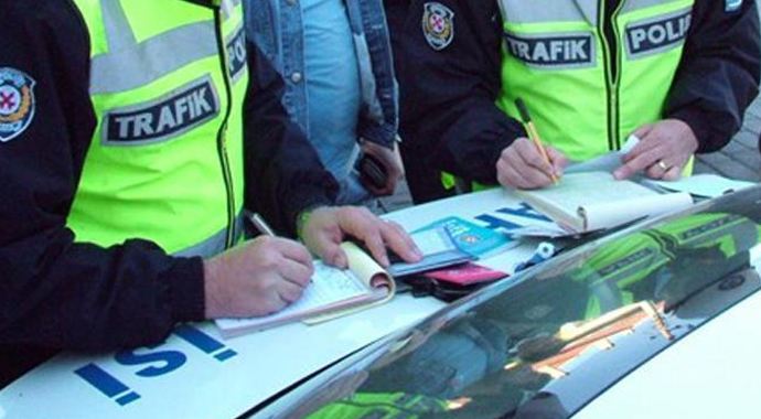 Kurallara uymayan sürücülere ceza yağdı