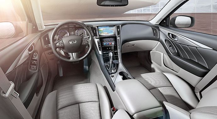 Akıllı Infiniti sahibine ismiyle merhaba diyor Akıllı Infiniti sahibine ismiyle merhaba diyor