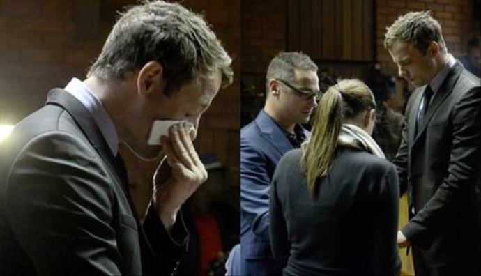 Savcılar 25 yıl istedi, ünlü atlet Pistorius ağladı, dua etti Savcılar 25 yıl istedi, ünlü atlet Pistorius ağladı, dua etti