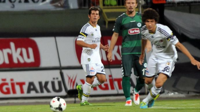 Konyaspor maçında Fenerbahçeli Salih Uçan&#039;ı yakan olay