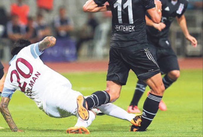 Mustafa Pektemek&#039;in sakatlığı Beşiktaş&#039;ı sarstı