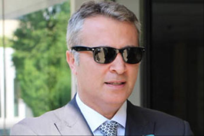 Fikret Orman, 'Ronaldinho olmazsa Adebayor' Fikret Orman, 'Ronaldinho olmazsa Adebayor'