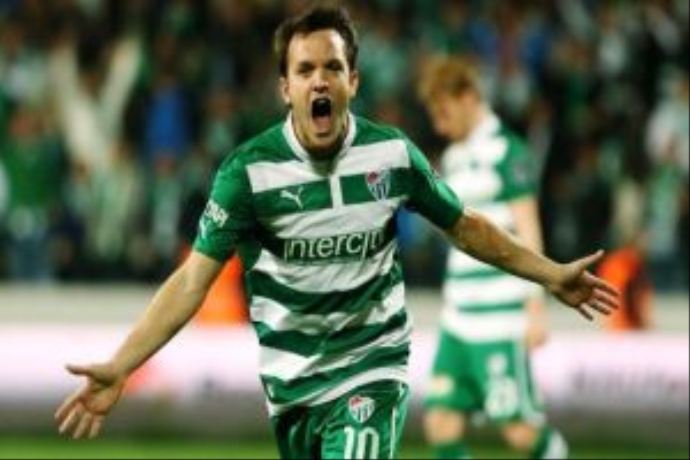 Batalla gol sezonunu açtı Batalla gol sezonunu açtı