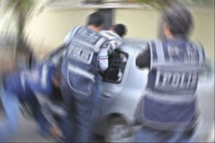 Uyuşturucu operasyonunda 81 kişi tutuklandı Uyuşturucu operasyonunda 81 kişi tutuklandı