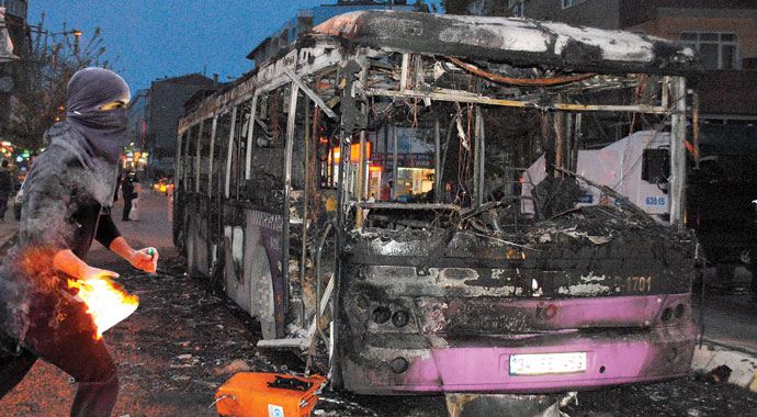 Otobüs yakanlar tek tek yakalandı