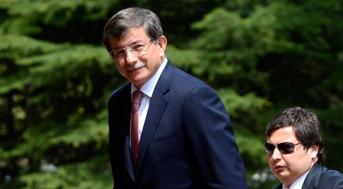 Davutoğlu ve Brezilya Savunma Bakanı ile görüştü Davutoğlu ve Brezilya Savunma Bakanı ile görüştü