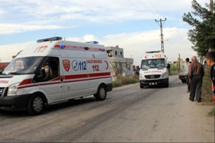 Yoldan geçen çoçuk silahlı kavgada öldü Yoldan geçen çoçuk silahlı kavgada öldü