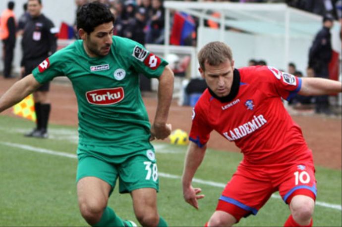 Konyaspor, Karabükspor'a 1-0 yenildi Konyaspor, Karabükspor'a 1-0 yenildi