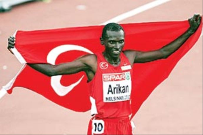 Moskova'ya 10 atletle gidiyoruz Moskova'ya 10 atletle gidiyoruz