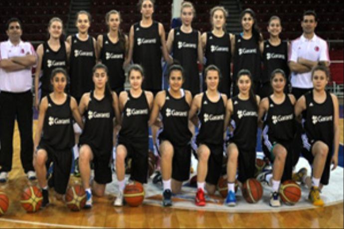 Yıldız kızlar yarın İspanya ile karşılaşacak Yıldız kızlar yarın İspanya ile karşılaşacak