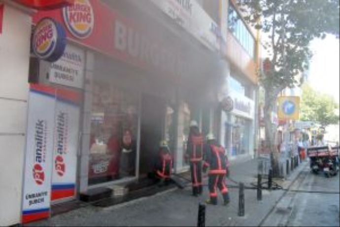 Ümraniye&#039;de yangın