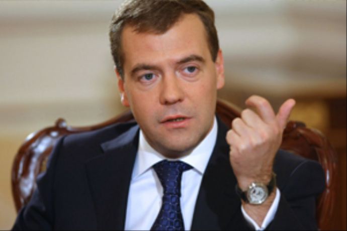 Rusya Başbakanı Medvedev, Saakaşvili&#039;yi suçladı