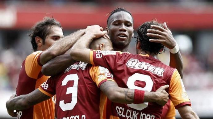 Emirates&#039;te Terim ve Wenger&#039;in 11&#039;leri