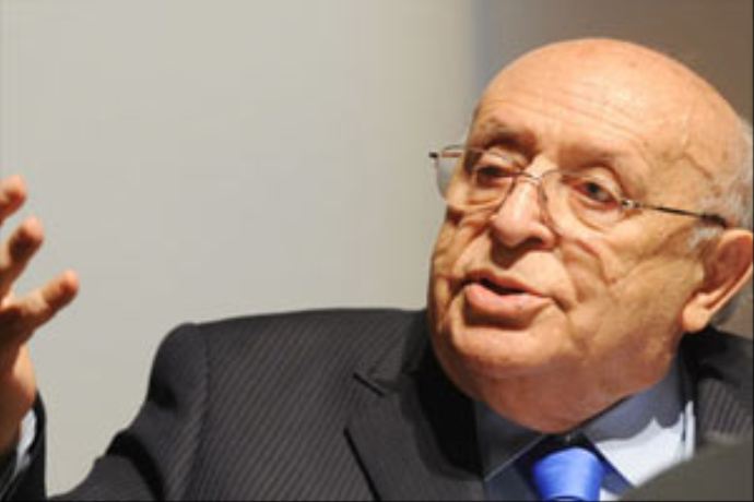 Süleyman Demirel'den 'Ergenekon kararı' yorumu Süleyman Demirel'den 'Ergenekon kararı' yorumu
