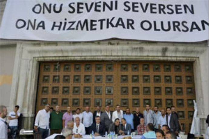 Beşiktaş'ta iftar yemeği Beşiktaş'ta iftar yemeği