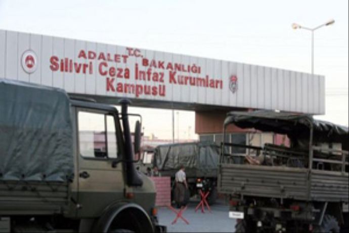 Ergenekon'da karar açıklandı Ergenekon'da karar açıklandı