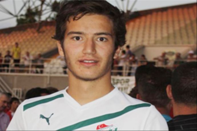 Bursaspor'un genç yıldız adayına Galatasaray kancası Bursaspor'un genç yıldız adayına Galatasaray kancası
