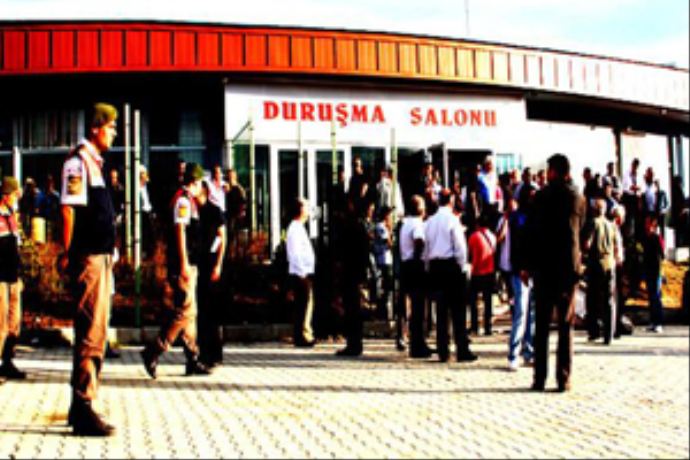 Ergenekon Davası'nda müebbet hapis cezası alan isimler Ergenekon Davası'nda müebbet hapis cezası alan isimler